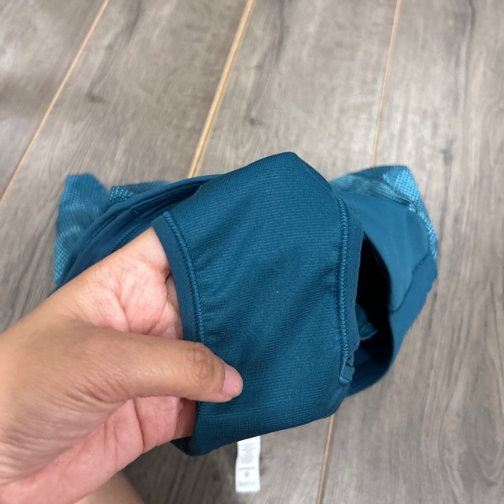 Lululemon High Rise Speed Up Short 4” - Picture 3 of 4